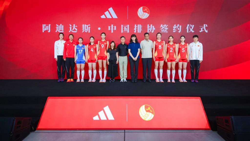 尼克斯夺冠夜 布伦森父亲向库班致谢